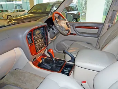 LX 470